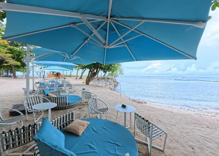 Tambuli Seaside Living Pad Seaview リゾート